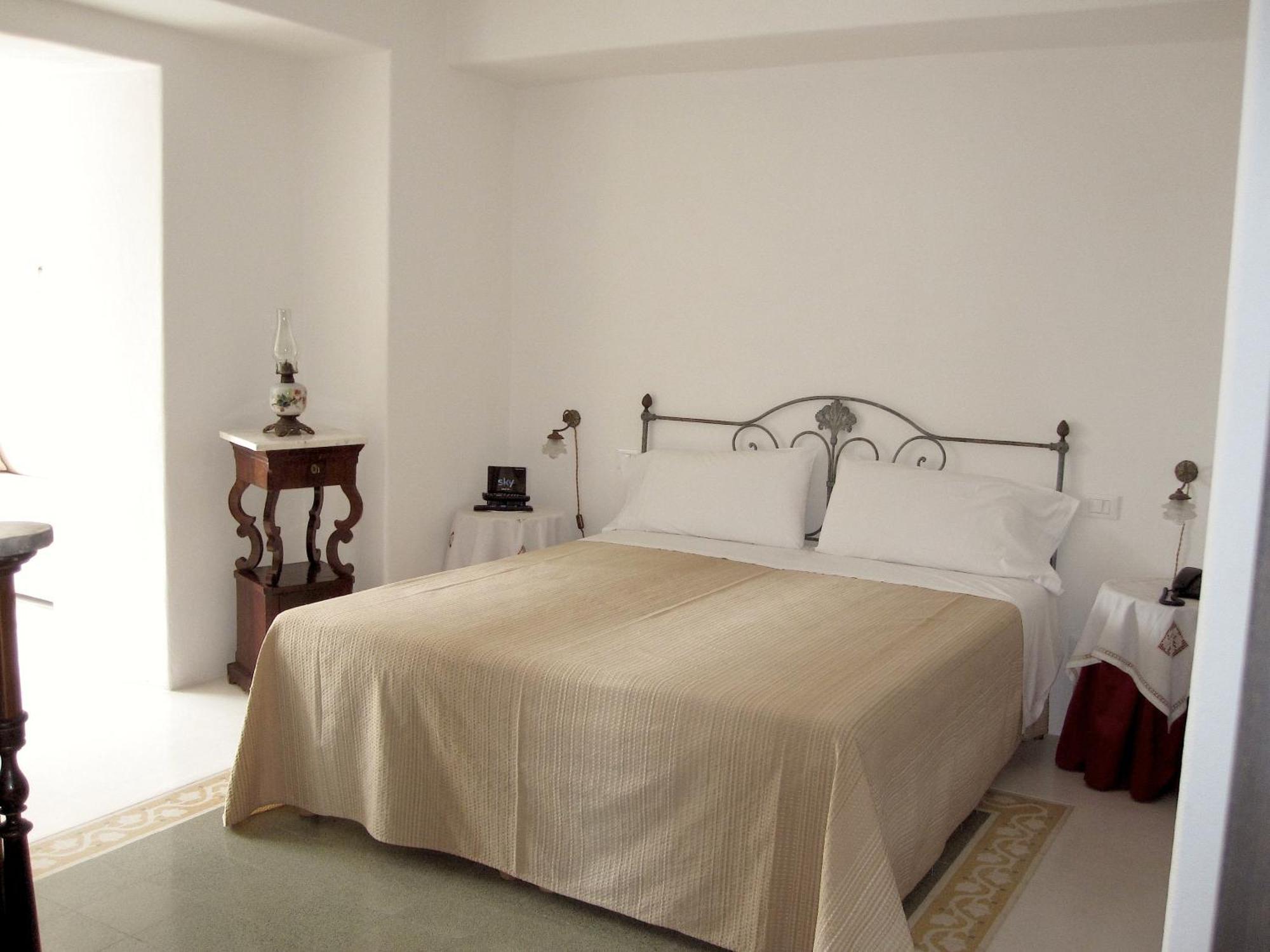 Hotel Santa Marina Antica Foresteria 산타마리나살리나 외부 사진
